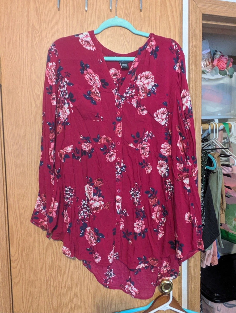 Torrid Emma Burgundy Floral Button-Front Tunic